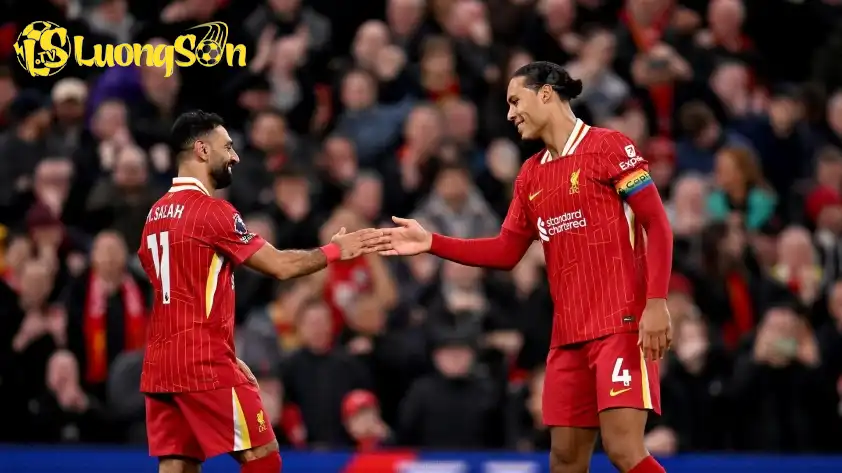 Giữ chân Salah và Van Dijk từng được xem là chiến thắng lớn tại Liverpool. Giữ chân Salah và Van Dijk từng được xem là chiến thắng lớn tại Liverpool.